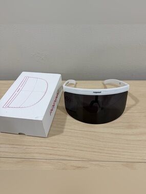 NOPEET White Shield Sunglasses Large